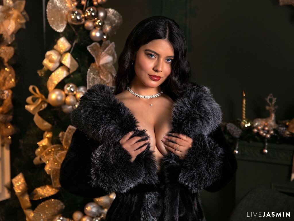 Cam girl profile image for Scarlett