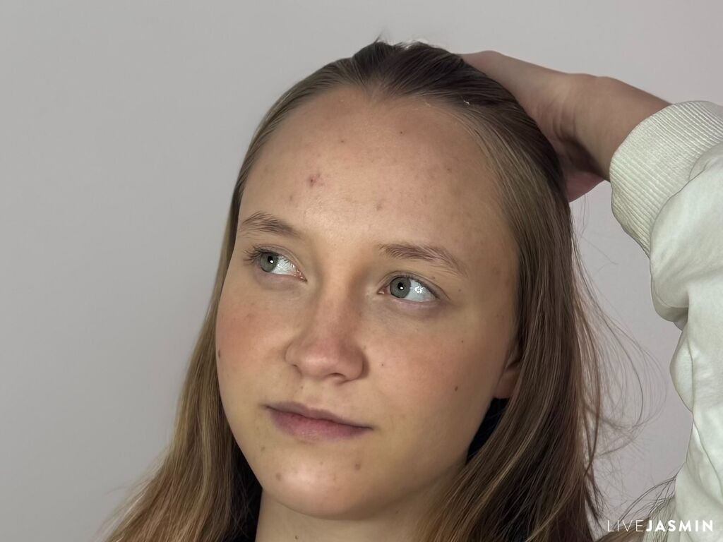 SharriDougan LiveJasmin model profile