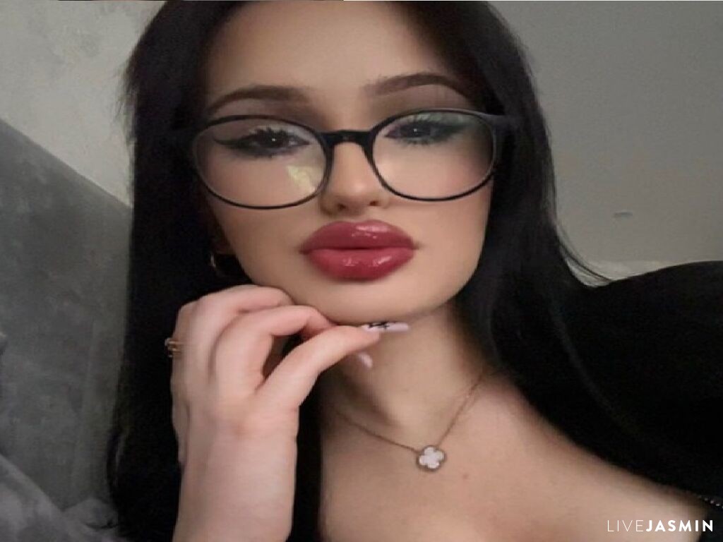 Profile photo for ShayLoren