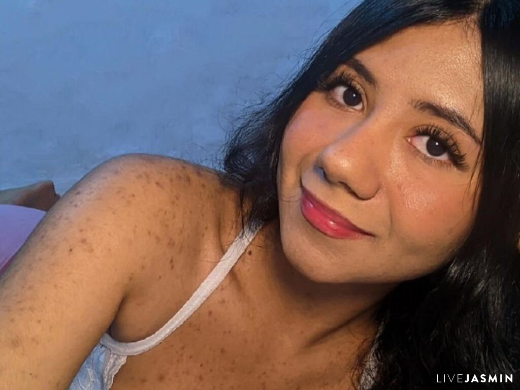 SofiaJackzon live cam girl profile