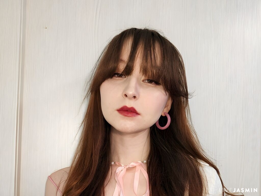 Cam girl profile image for SoraYume