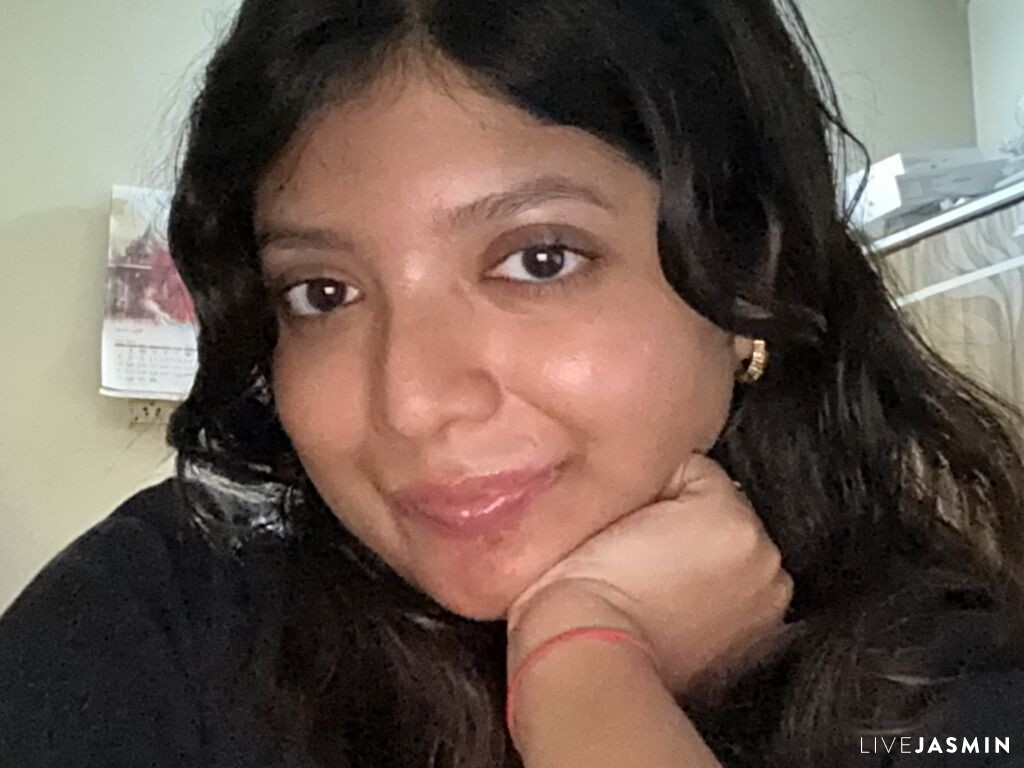 SriyasiGomes model profile and live status