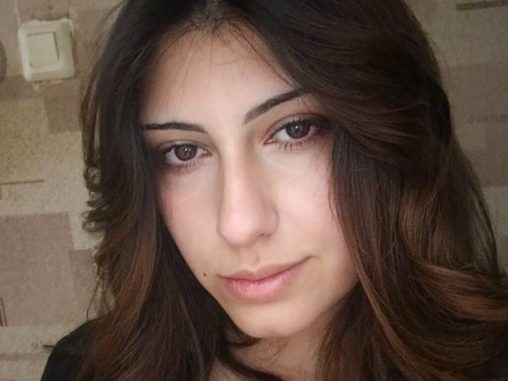 View StelaBush live cam profile