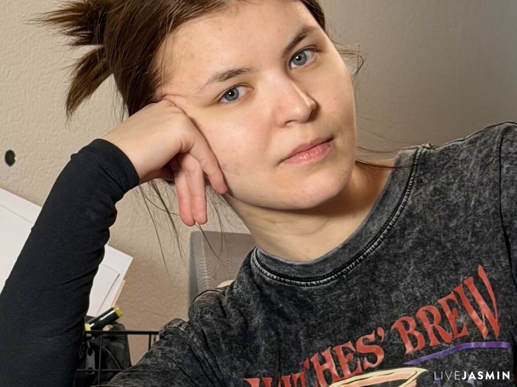 Cam girl profile image for StephanePogorelc
