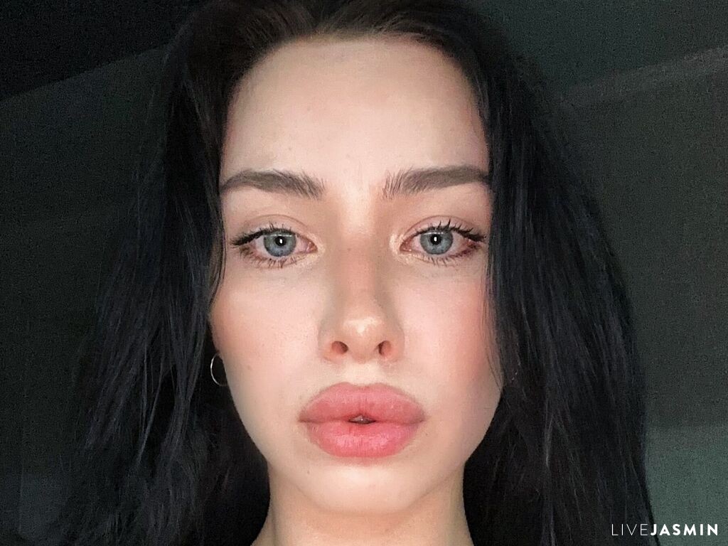StephanieMeador model profile and live status