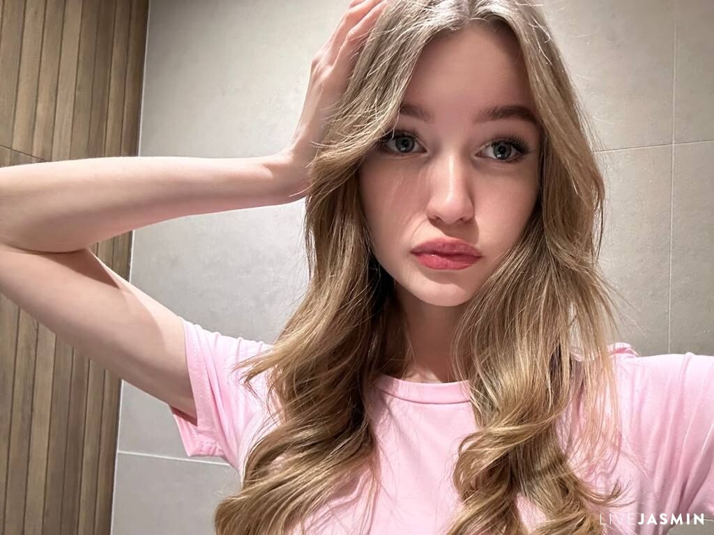 StephanieMeeter model profile and live status
