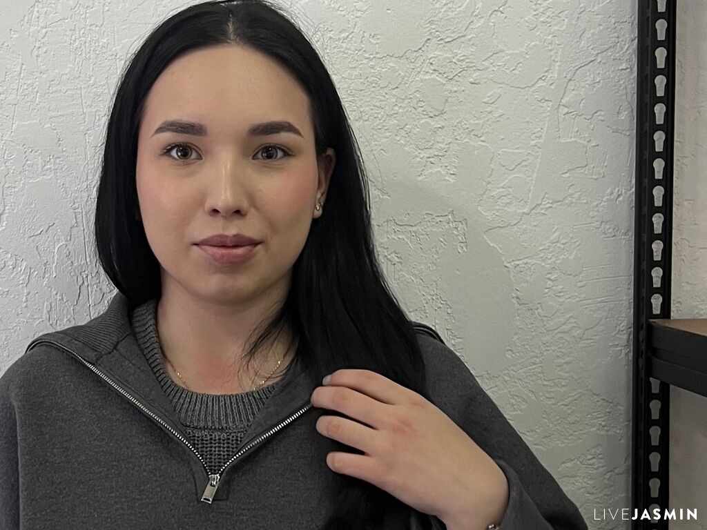 SylviaMeylor model profile and live status