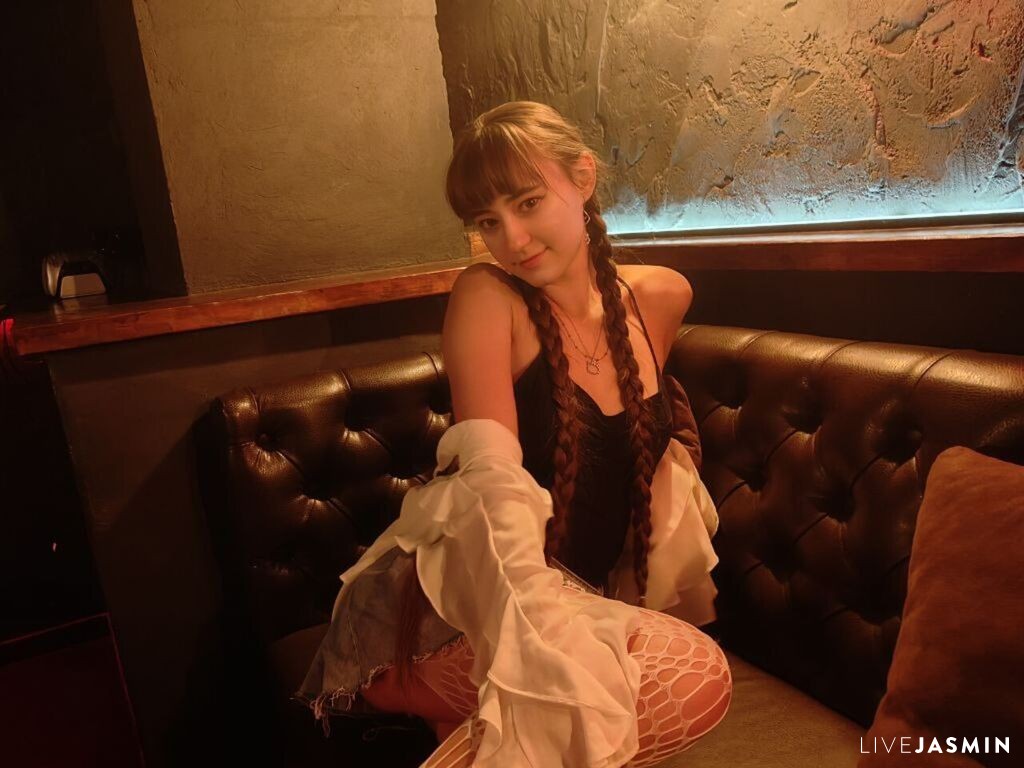 TessaKowalska LiveJasmin model profile