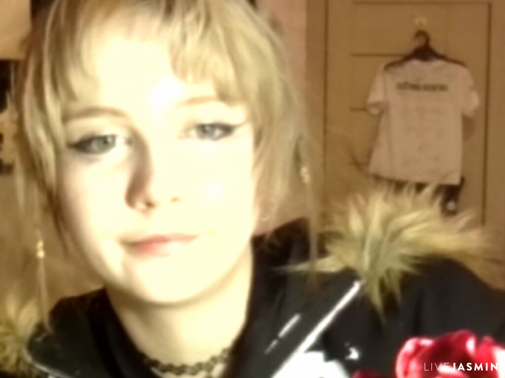 Profile photo for TomasaLohry