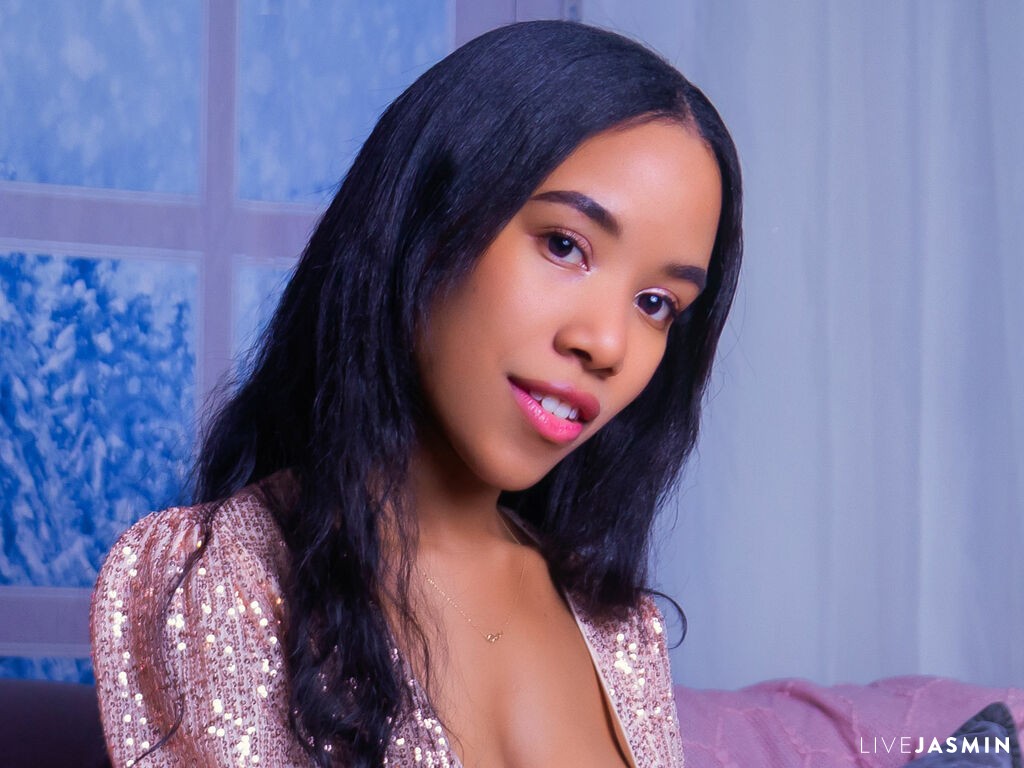 Featured LiveJasmin cam girl profile: TracyBarclay