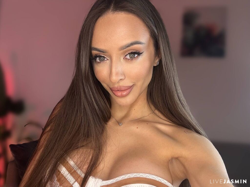Profile photo for TynaAkira