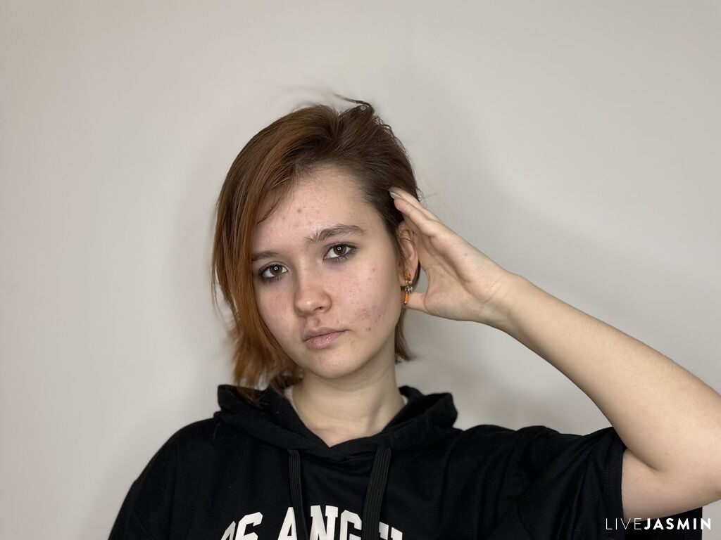 Cam girl profile image for ValeneDittemore