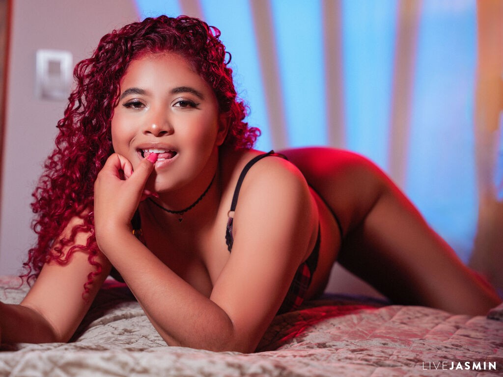 ValkaReyes LiveJasmin model profile