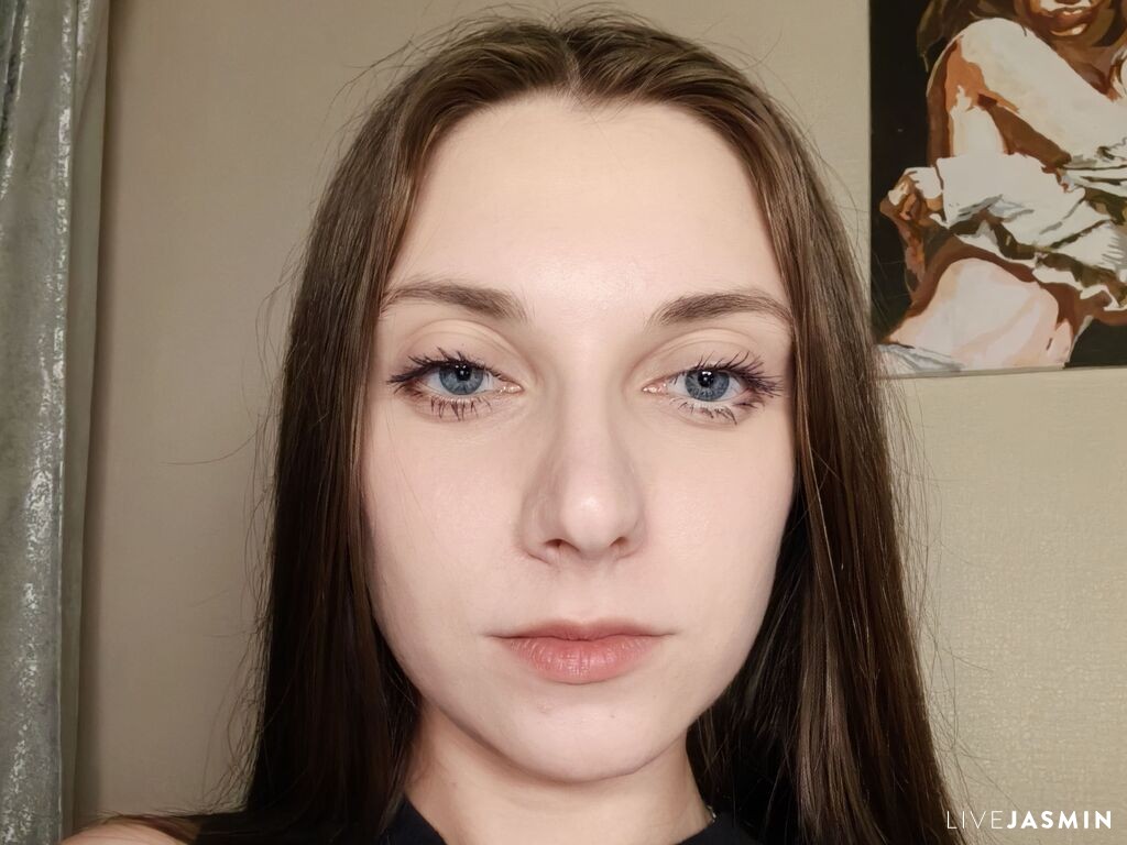 VernaSchusterman LiveJasmin model profile