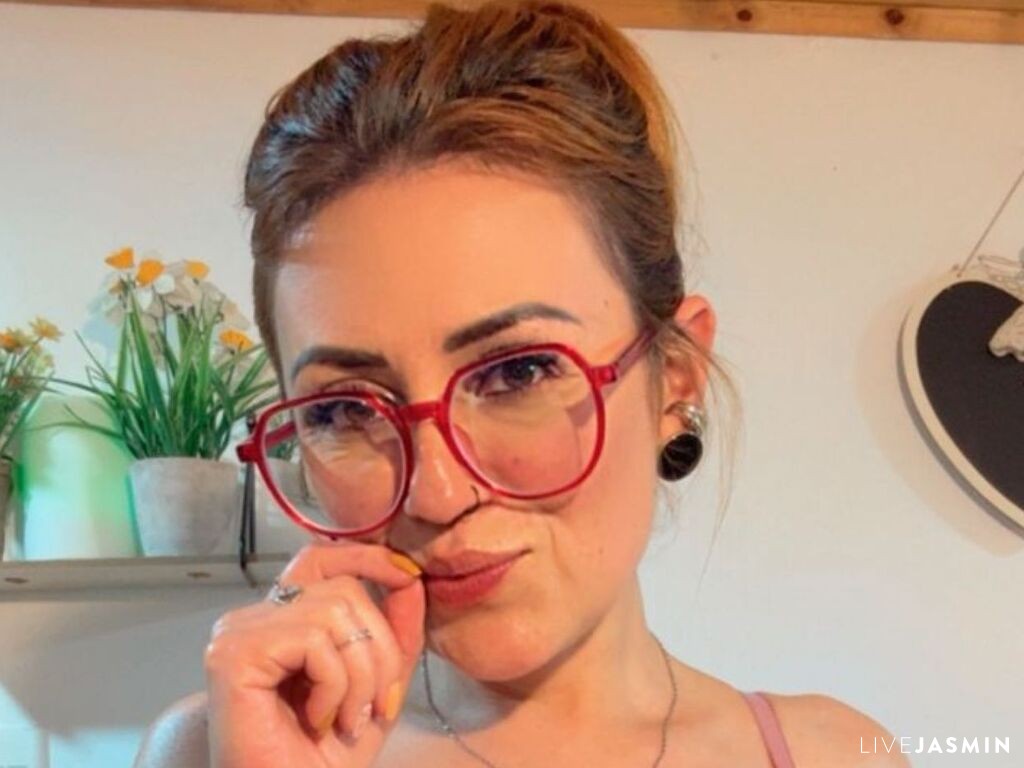 VictoriaFalon LiveJasmin model profile
