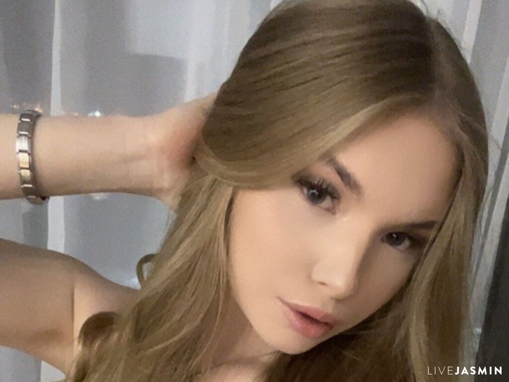 Profile photo for ViolaFausel