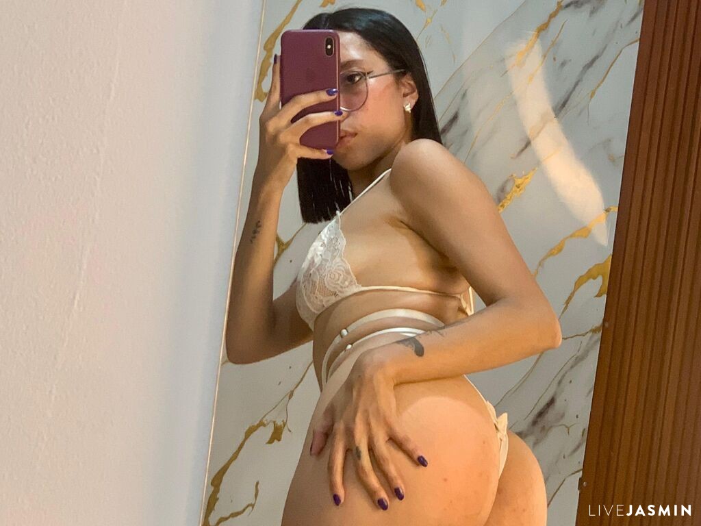 VioletaMonrooe LiveJasmin cam profile image