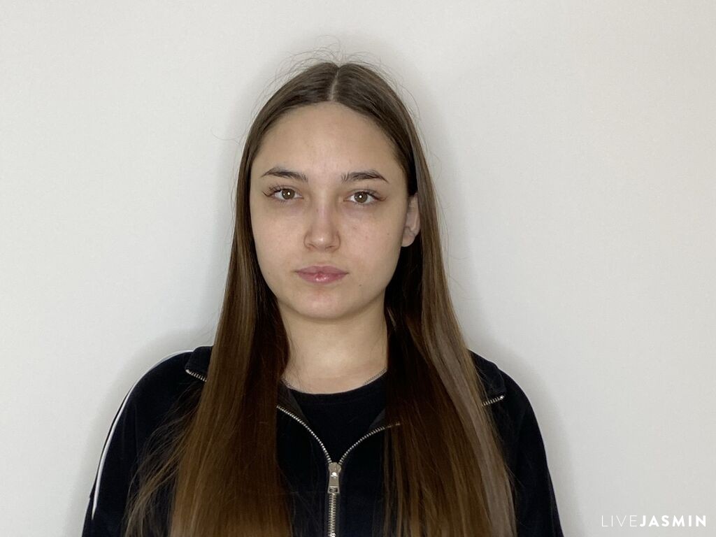 VitaBothman model profile and live status
