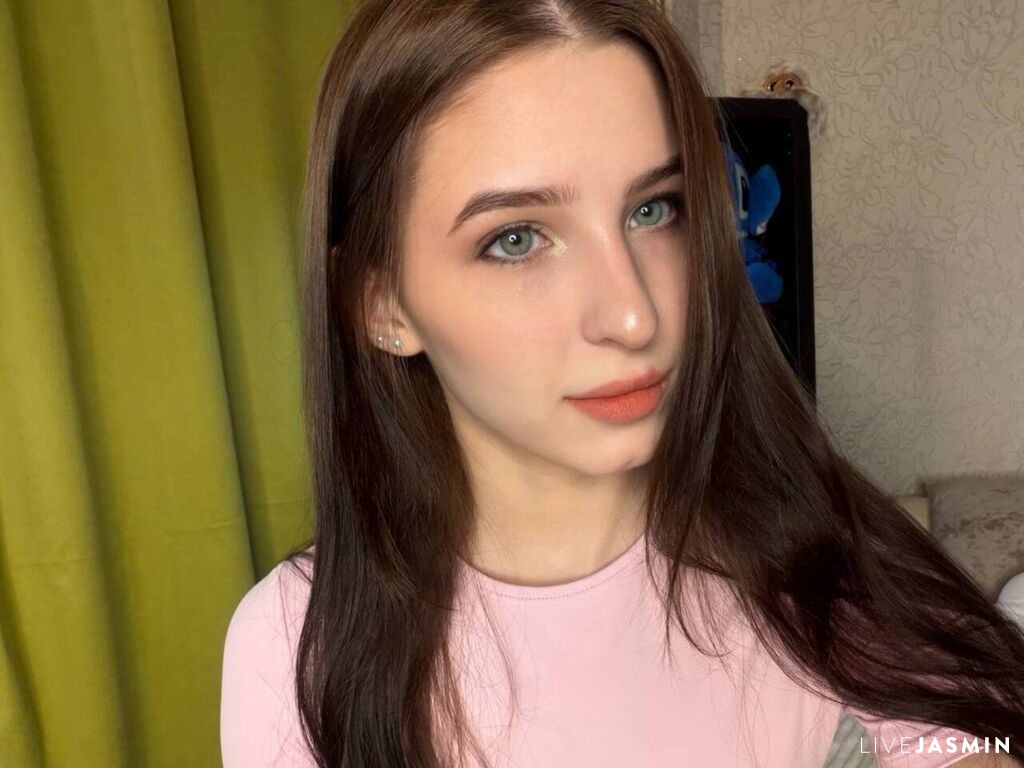 WanitaCruson live cam girl profile