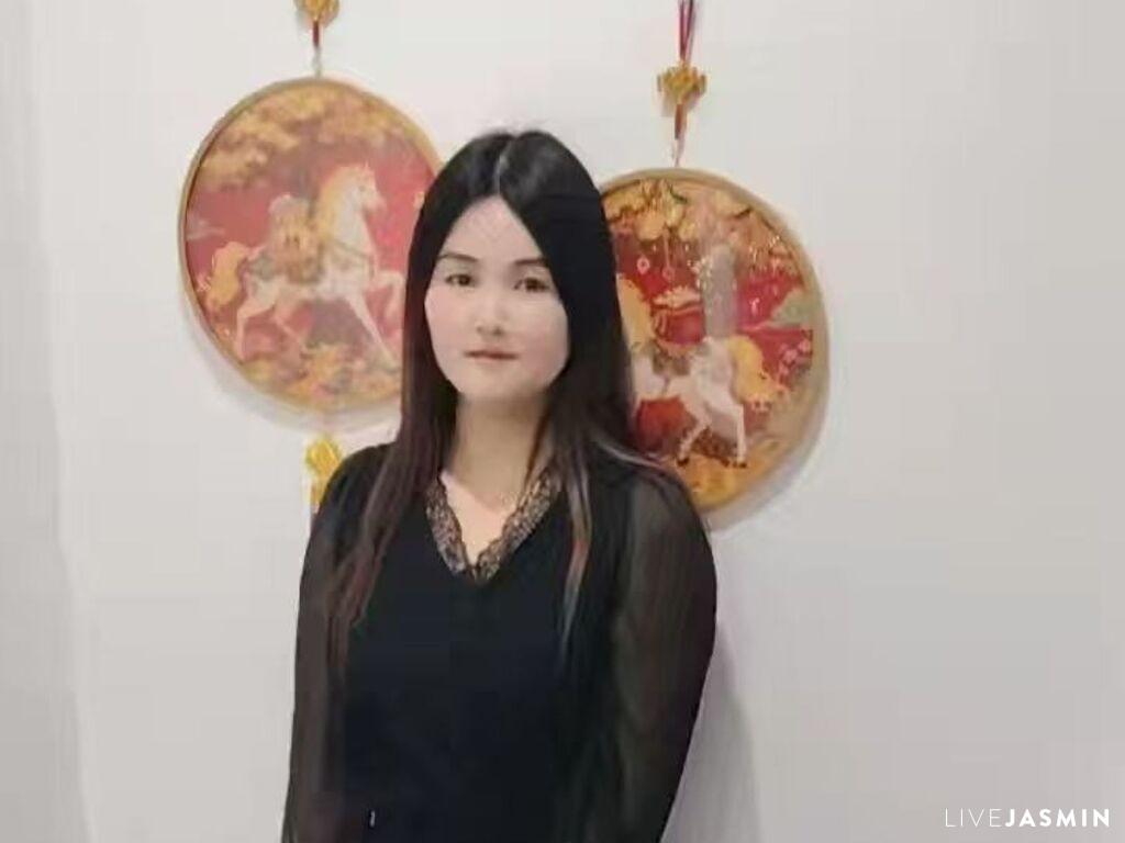 XiaJiaojiao model profile and live status