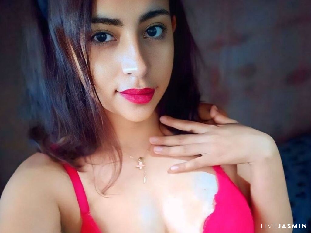 YessicaOrtiz model profile and live status
