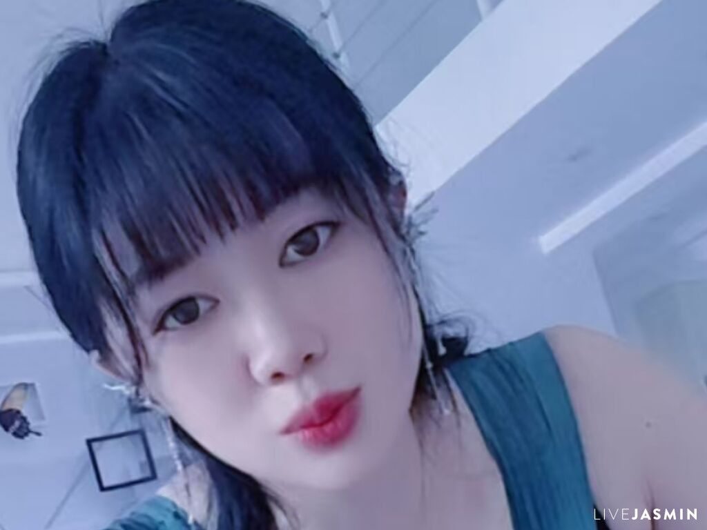YueXiaoyue LiveJasmin cam profile image