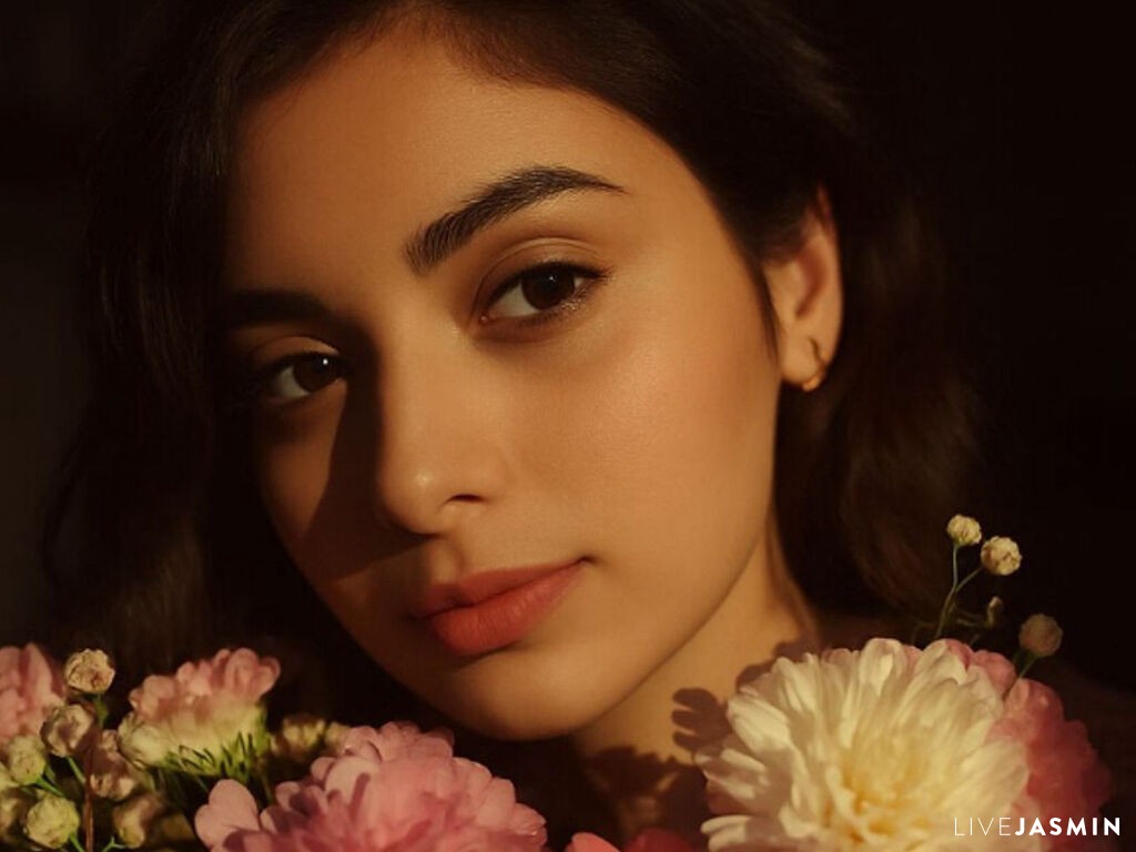 ZaylaAmin live chat profile