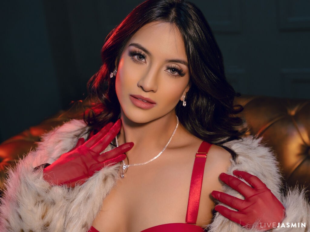 Profile photo for ZharaMartinelli